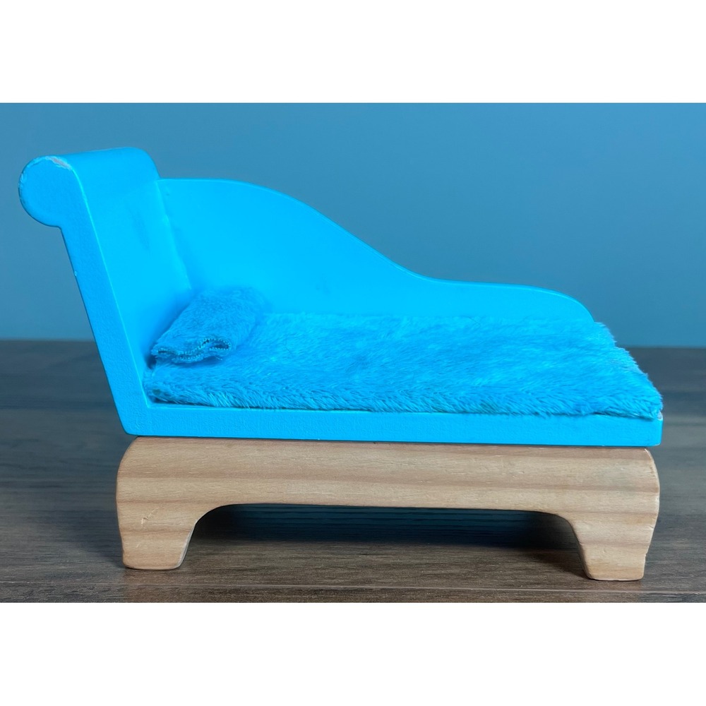 Geoffrey Toys R Us Blue Wooden Dollhouse Chaise Lounge Miniature Furniture 2009